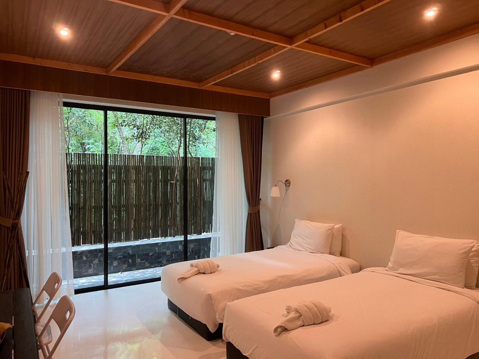 Hotel Inlaya Ratchaburi Exteriér fotografie